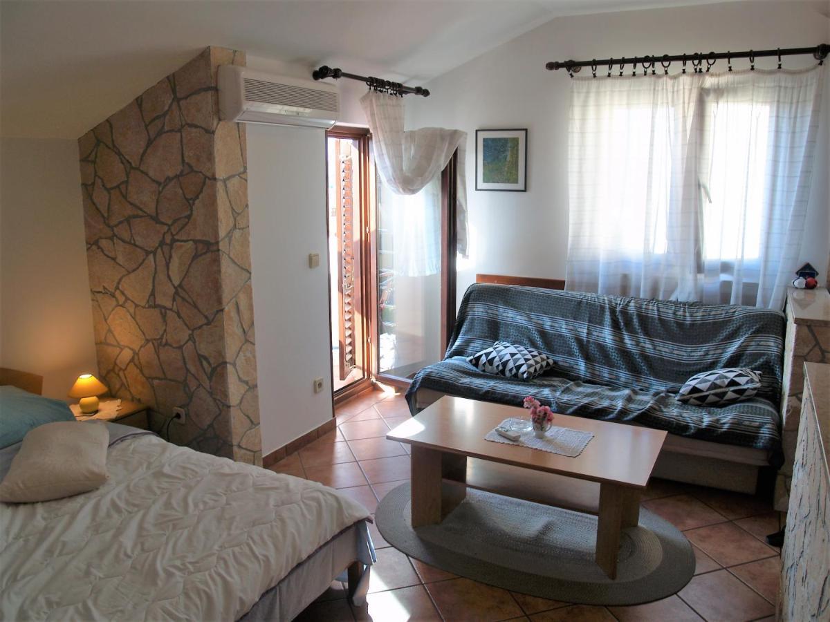 Aniica Apartma